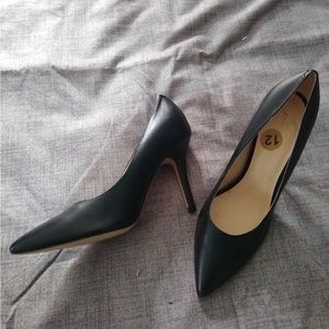 Size 12 New Nine West Heels